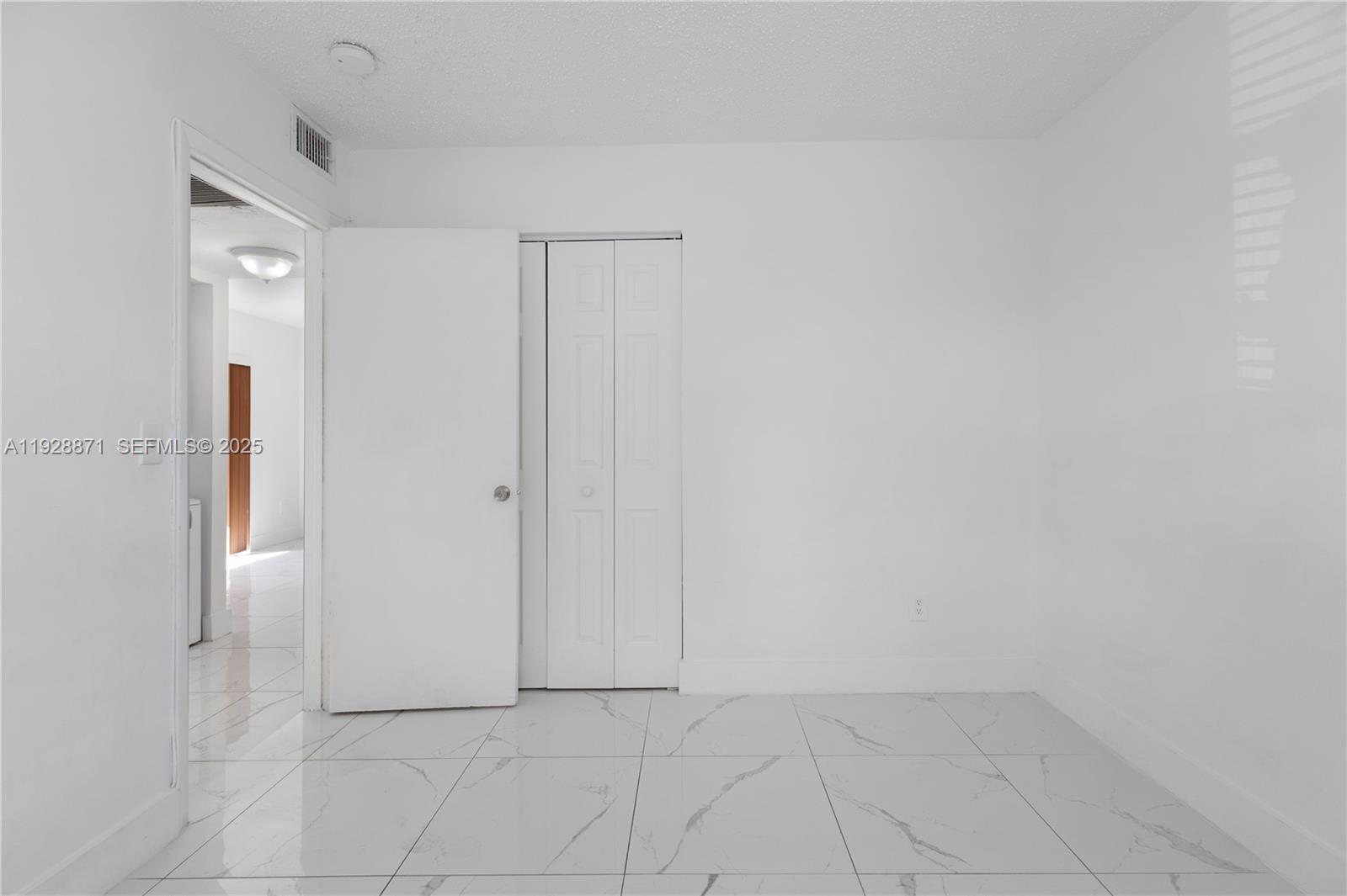 LAGO GRANDE CONDO THREE B - Residential