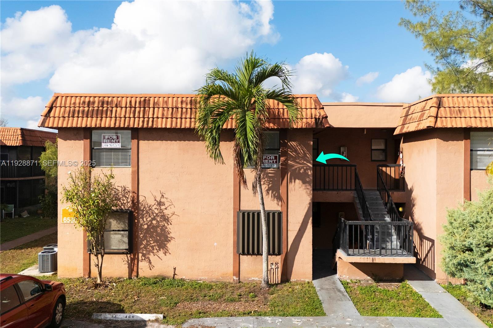 LAGO GRANDE CONDO THREE B - Residential