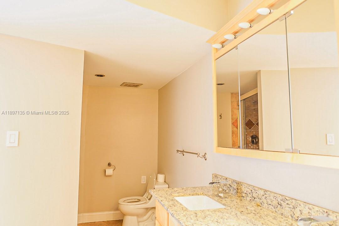 LAKE POINT TOWER CONDOMIN - Residential Lease