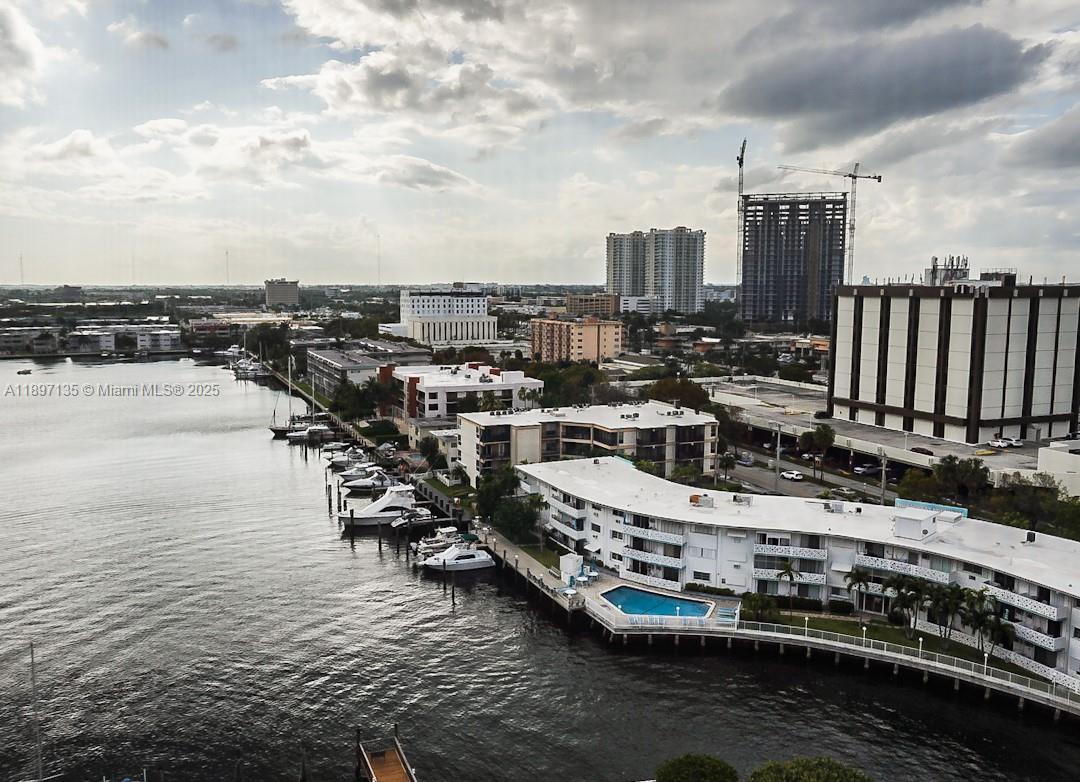 LAKE POINT TOWER CONDOMIN - Residential Lease