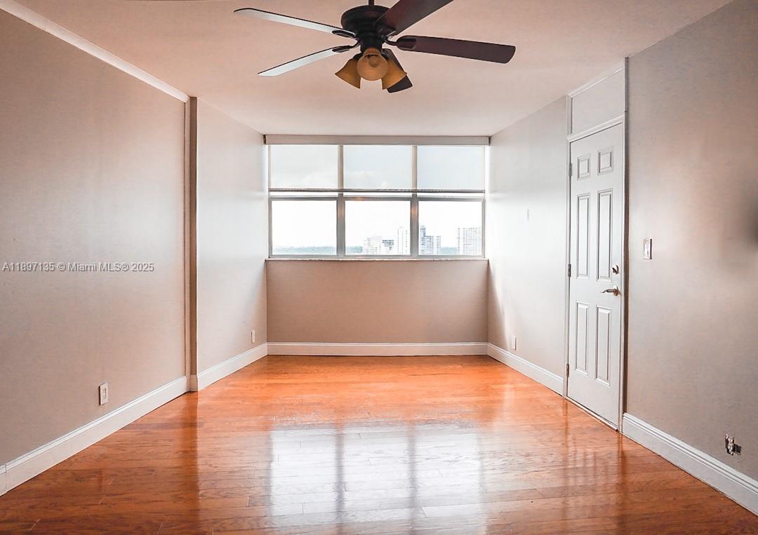 LAKE POINT TOWER CONDOMIN - Residential Lease