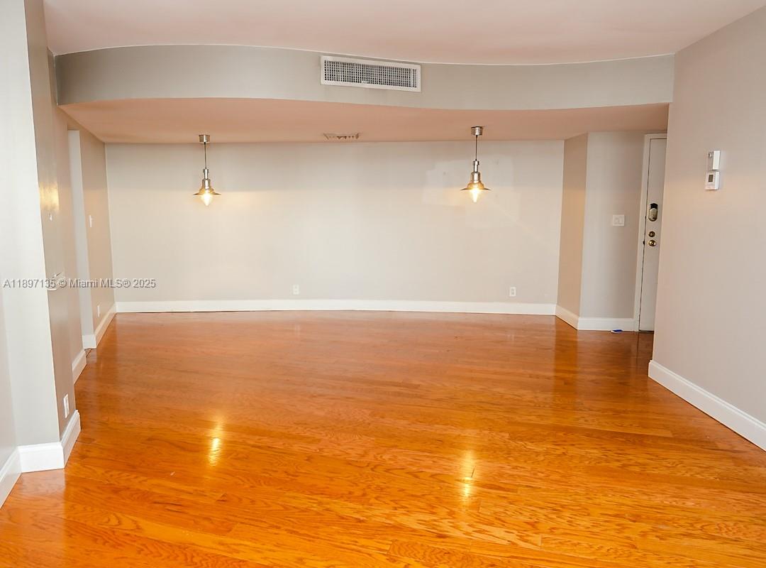 LAKE POINT TOWER CONDOMIN - Residential Lease