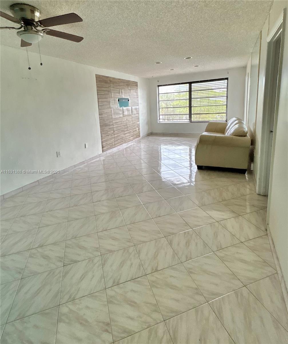 Property for Sale at 7480 Nw 17th St 305, Plantation, Miami-Dade County, Florida - Bedrooms: 2 
Bathrooms: 2  - $187,000