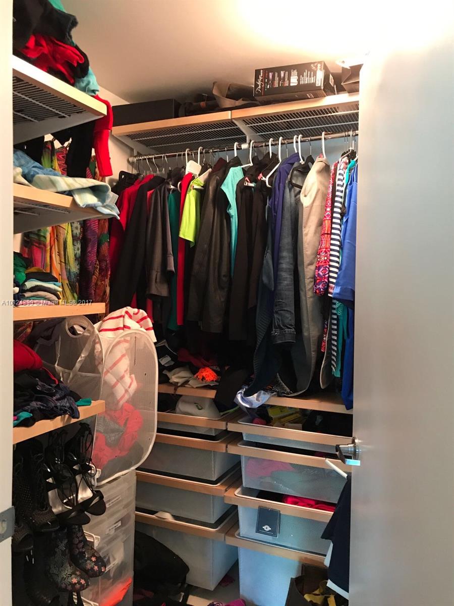 IVY CONDO - Residential Lease