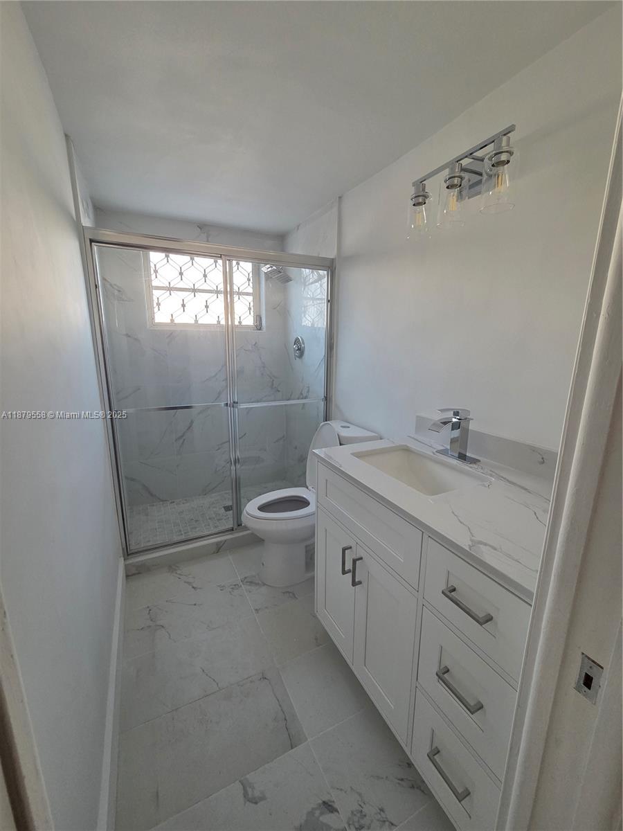 RO-MONT GARDENS ANDOVER A - Residential Lease