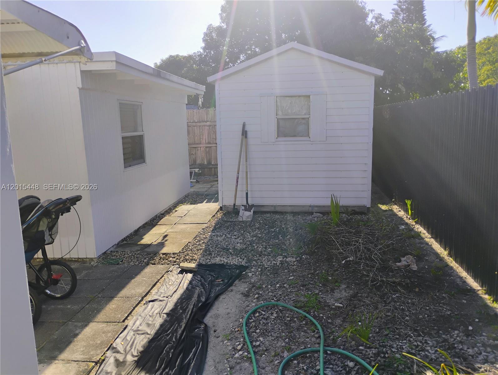 HOLLYWOOD BEACH GARDENS - Residential
