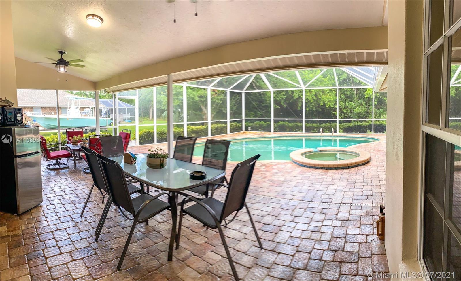 WINDOVER FARMS OF MELBOURN - Residential