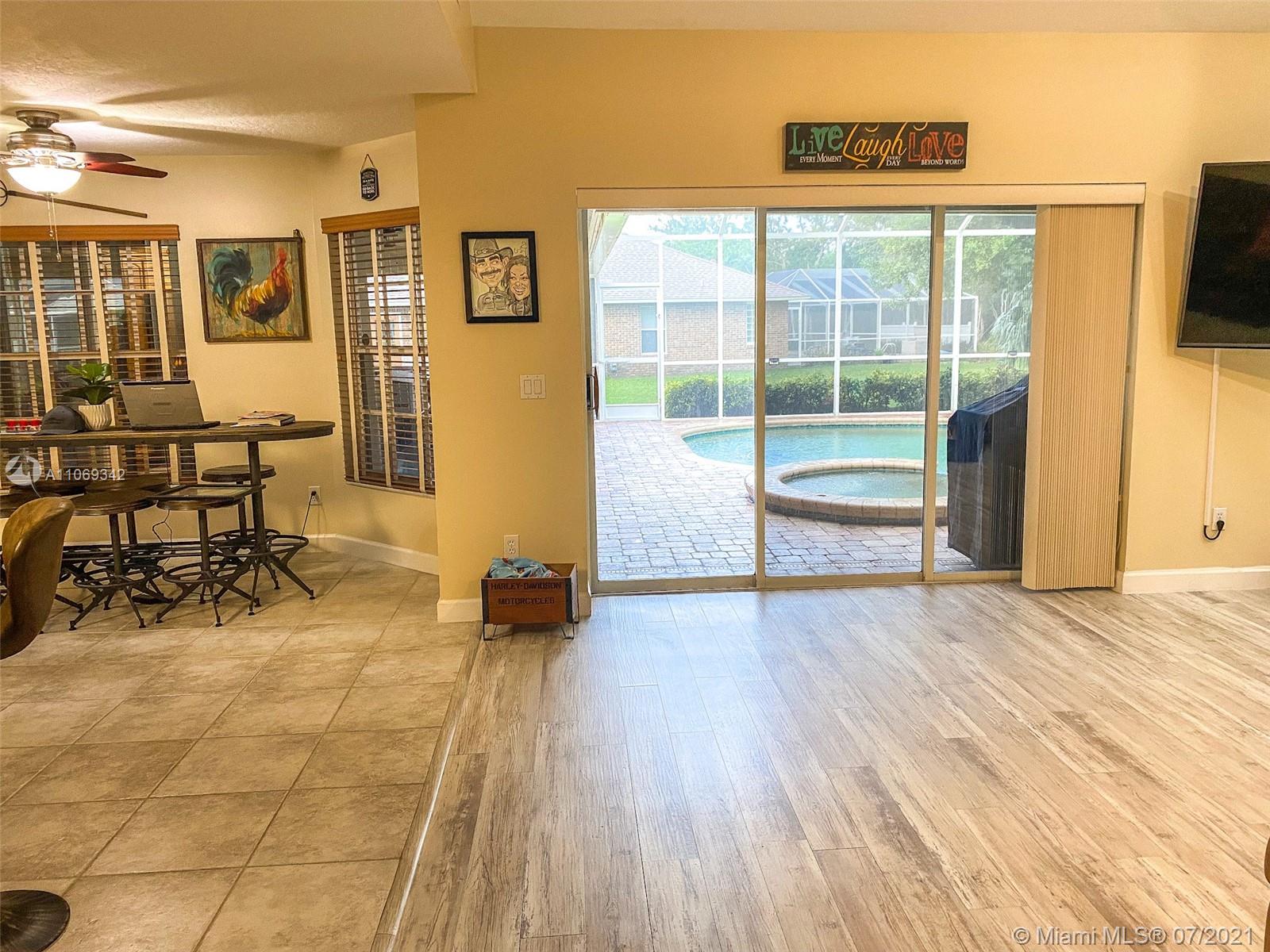 WINDOVER FARMS OF MELBOURN - Residential