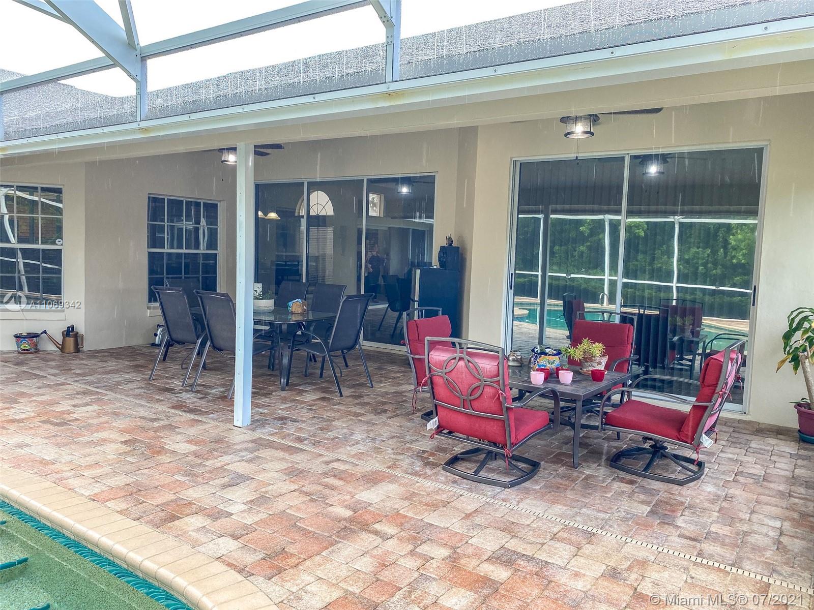 WINDOVER FARMS OF MELBOURN - Residential