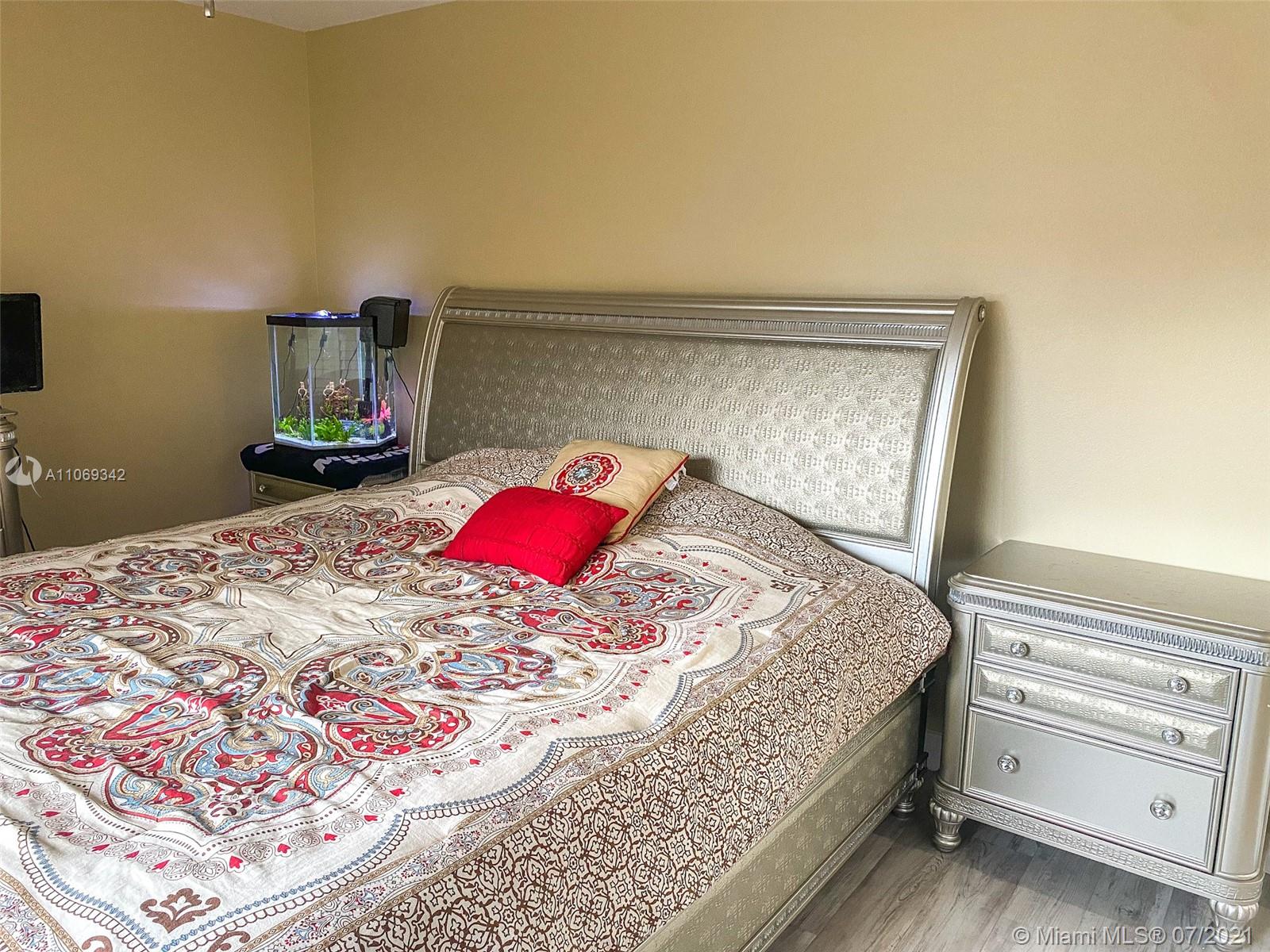 WINDOVER FARMS OF MELBOURN - Residential