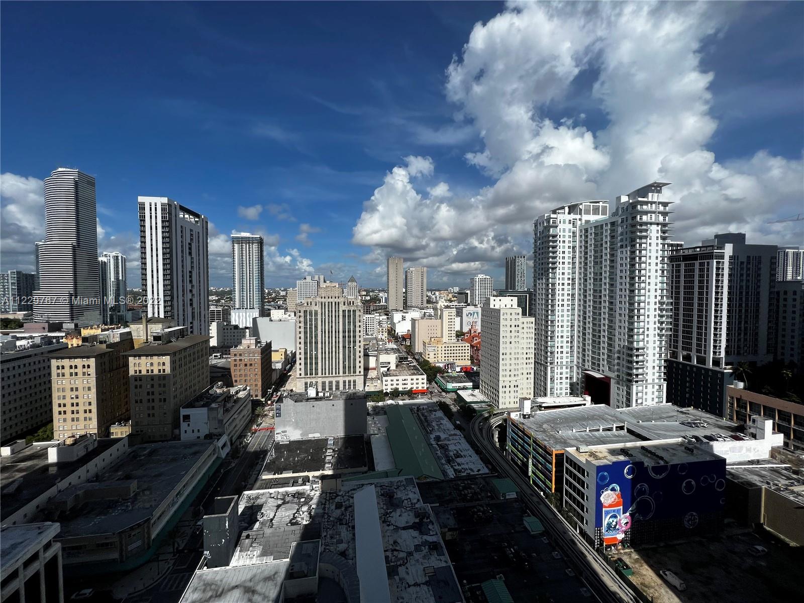 50 BISCAYNE CONDO - Residential