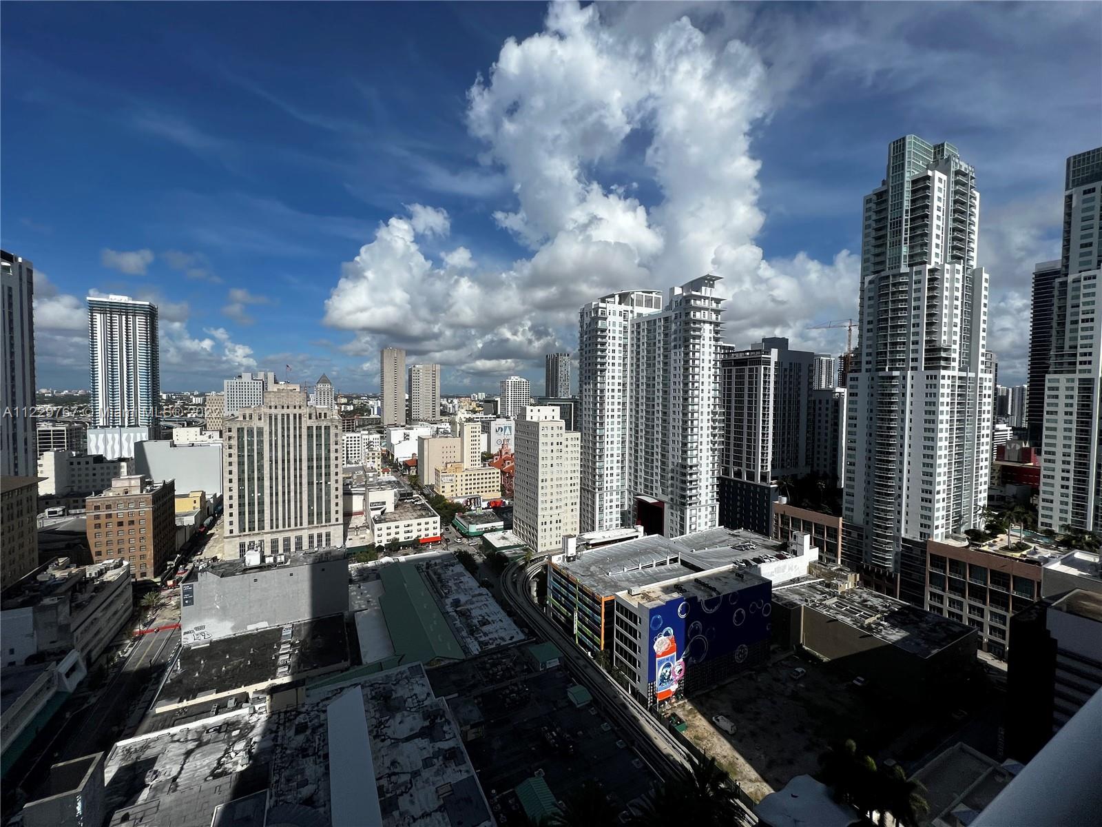 50 BISCAYNE CONDO - Residential