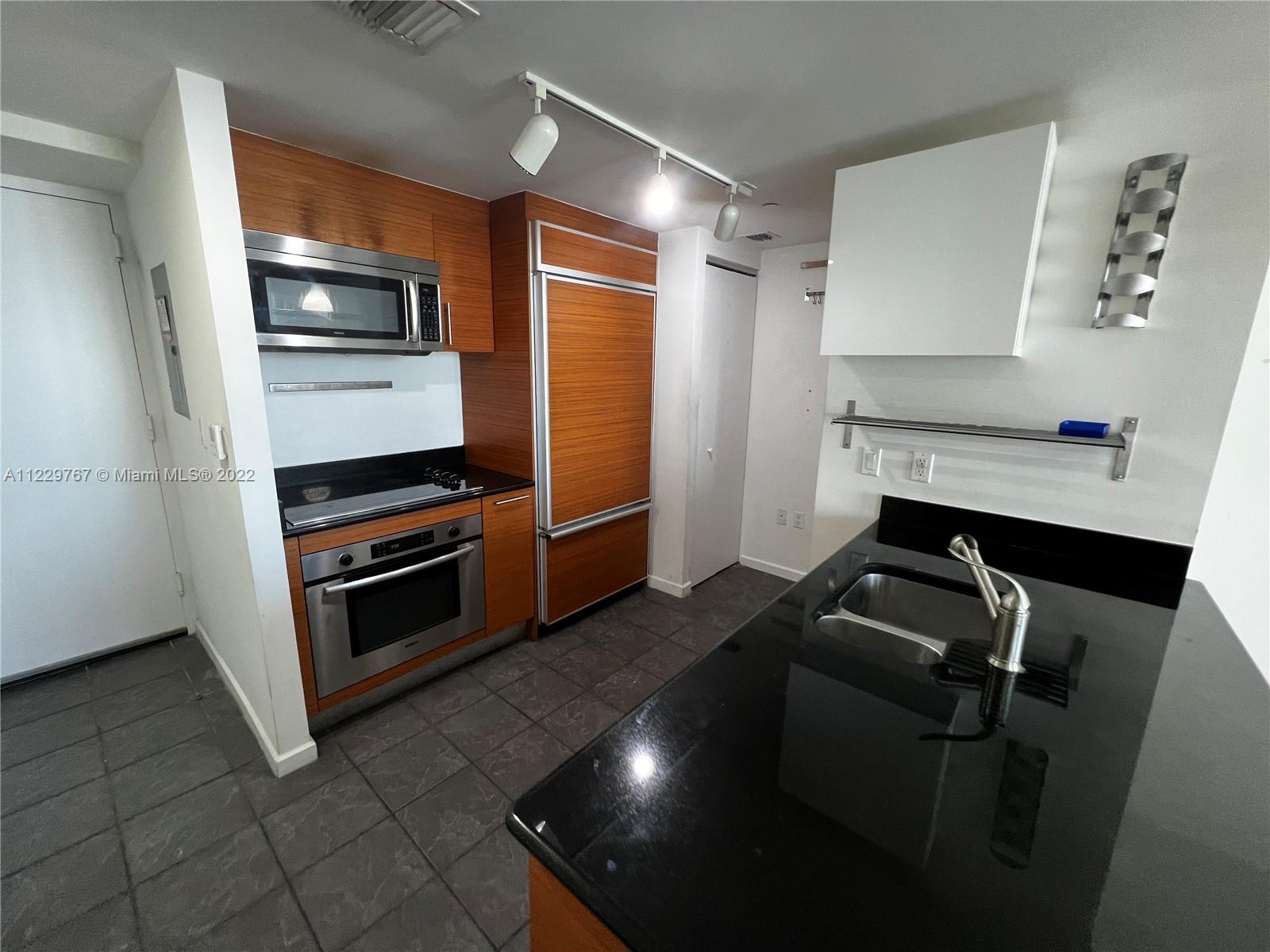 50 BISCAYNE CONDO - Residential