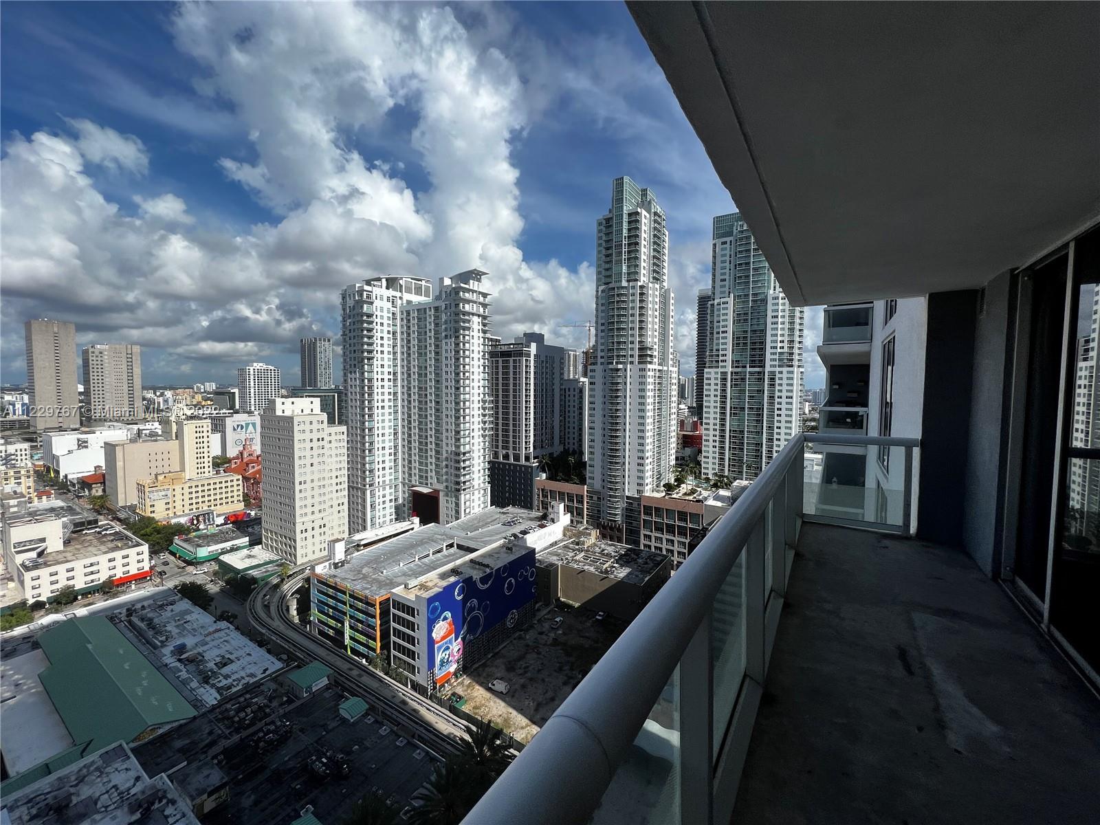 50 BISCAYNE CONDO - Residential