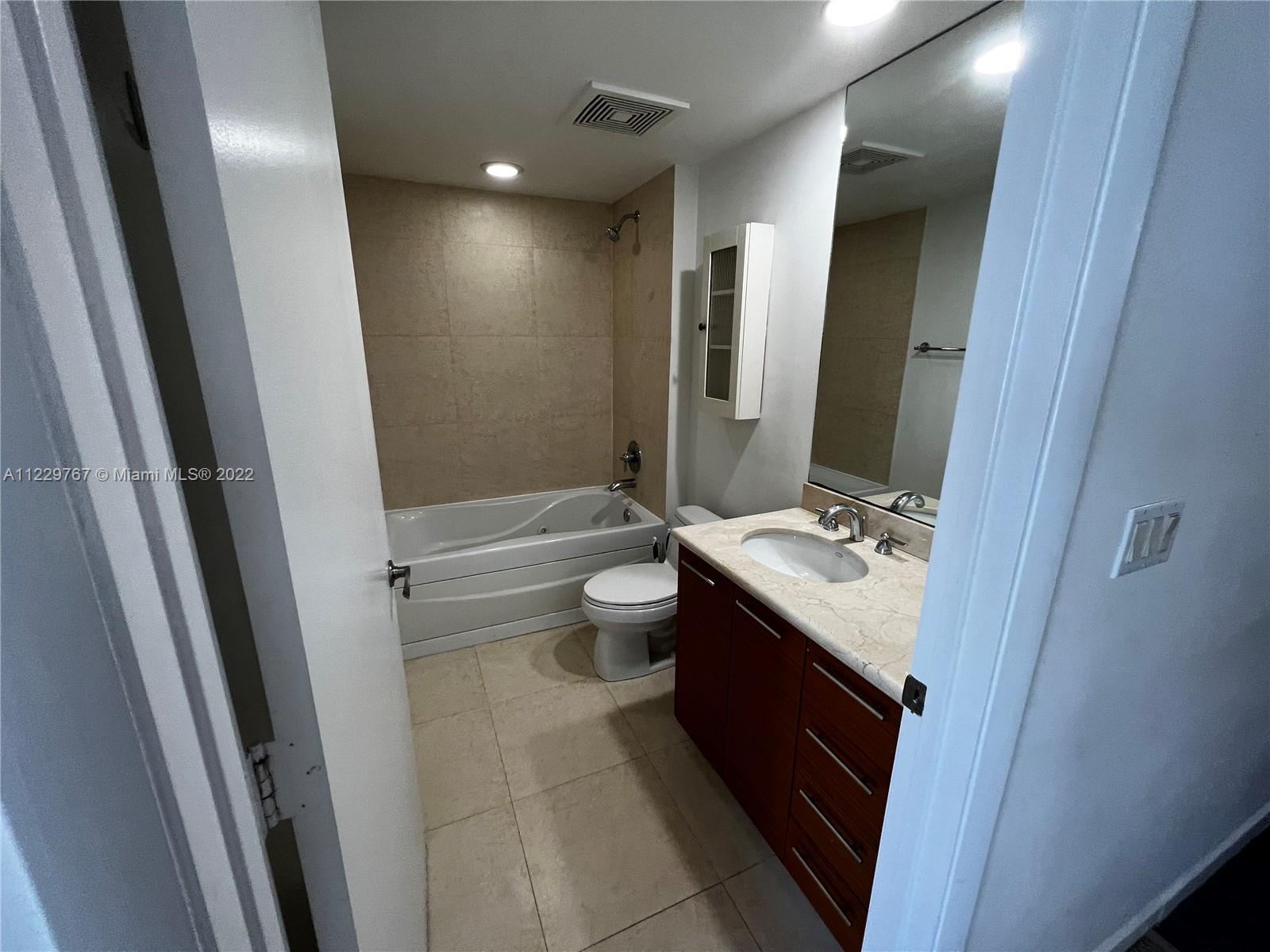 50 BISCAYNE CONDO - Residential