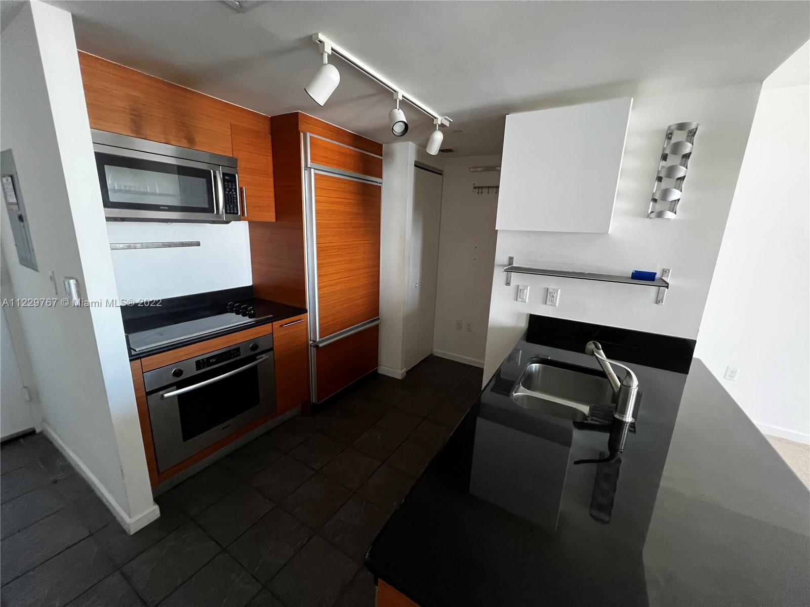 50 BISCAYNE CONDO - Residential