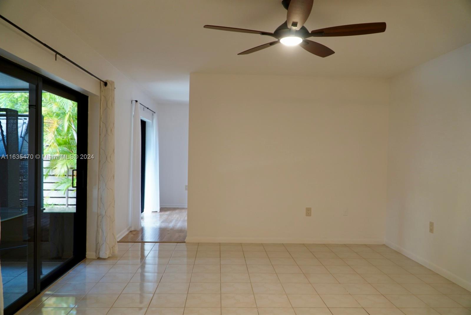 GLENWOOD TWNHS - Residential Lease