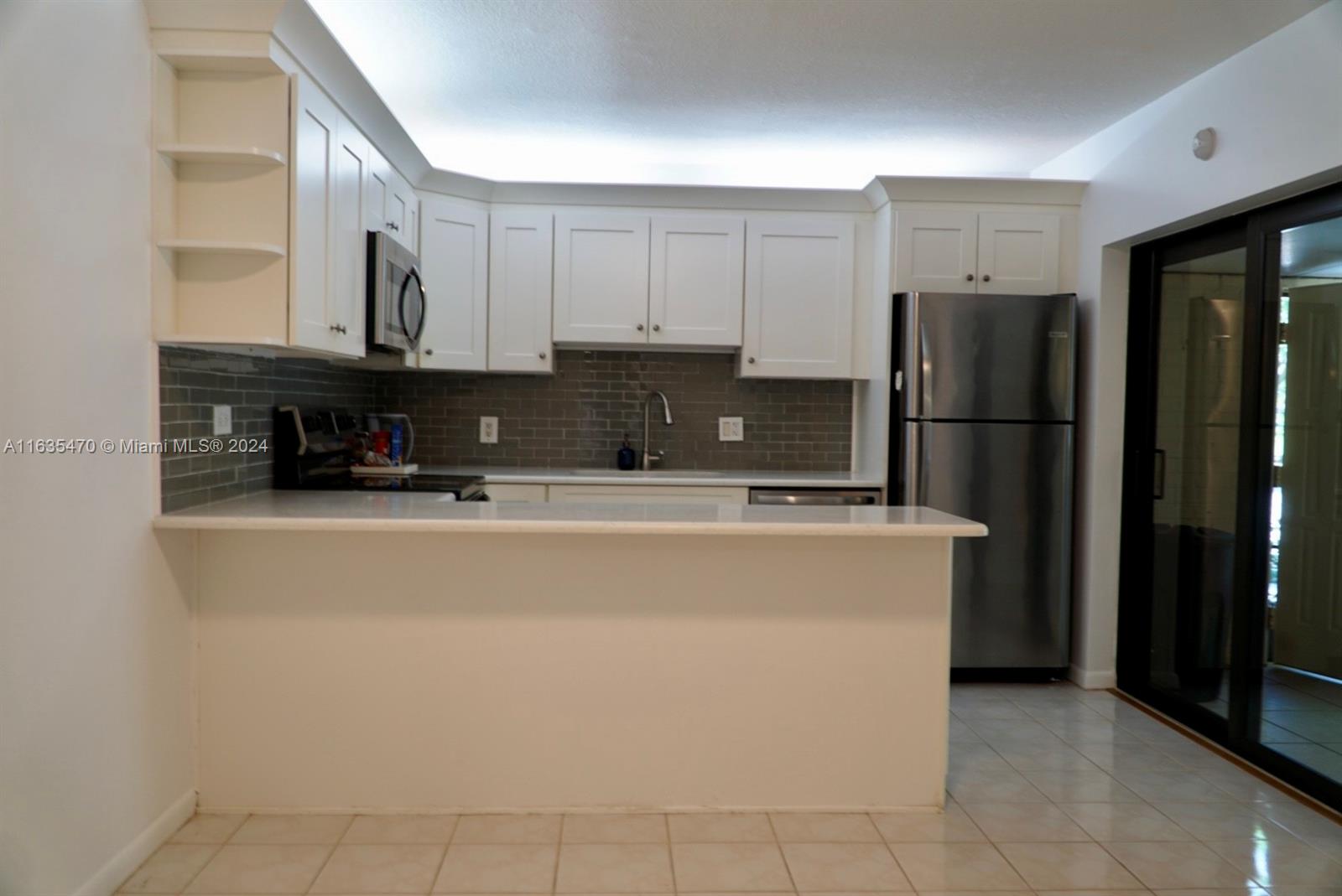 GLENWOOD TWNHS - Residential Lease