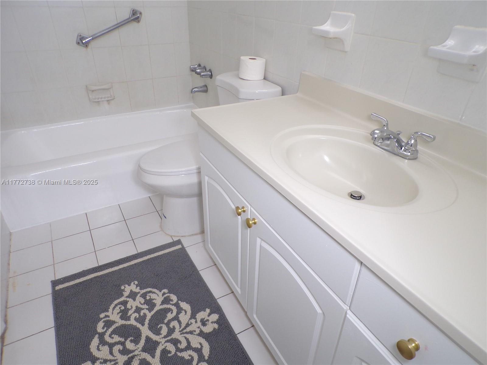 POINT EAST SEC III CONDO - Residential