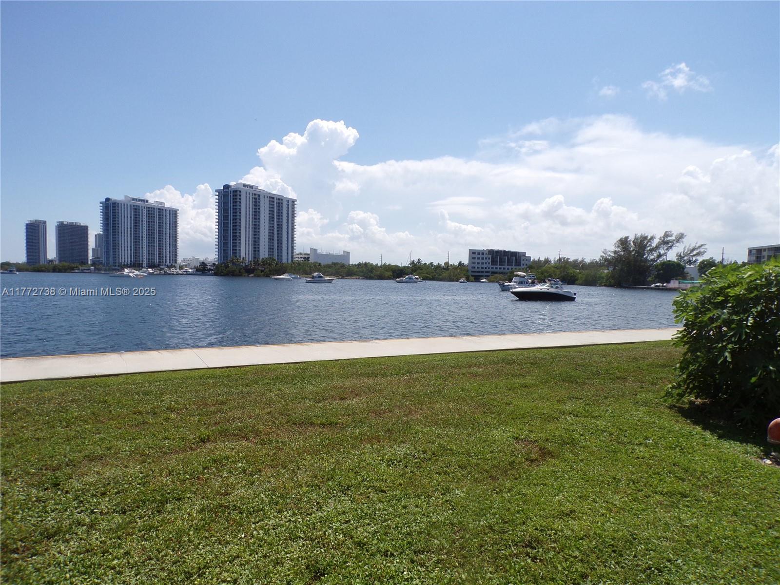 POINT EAST SEC III CONDO - Residential