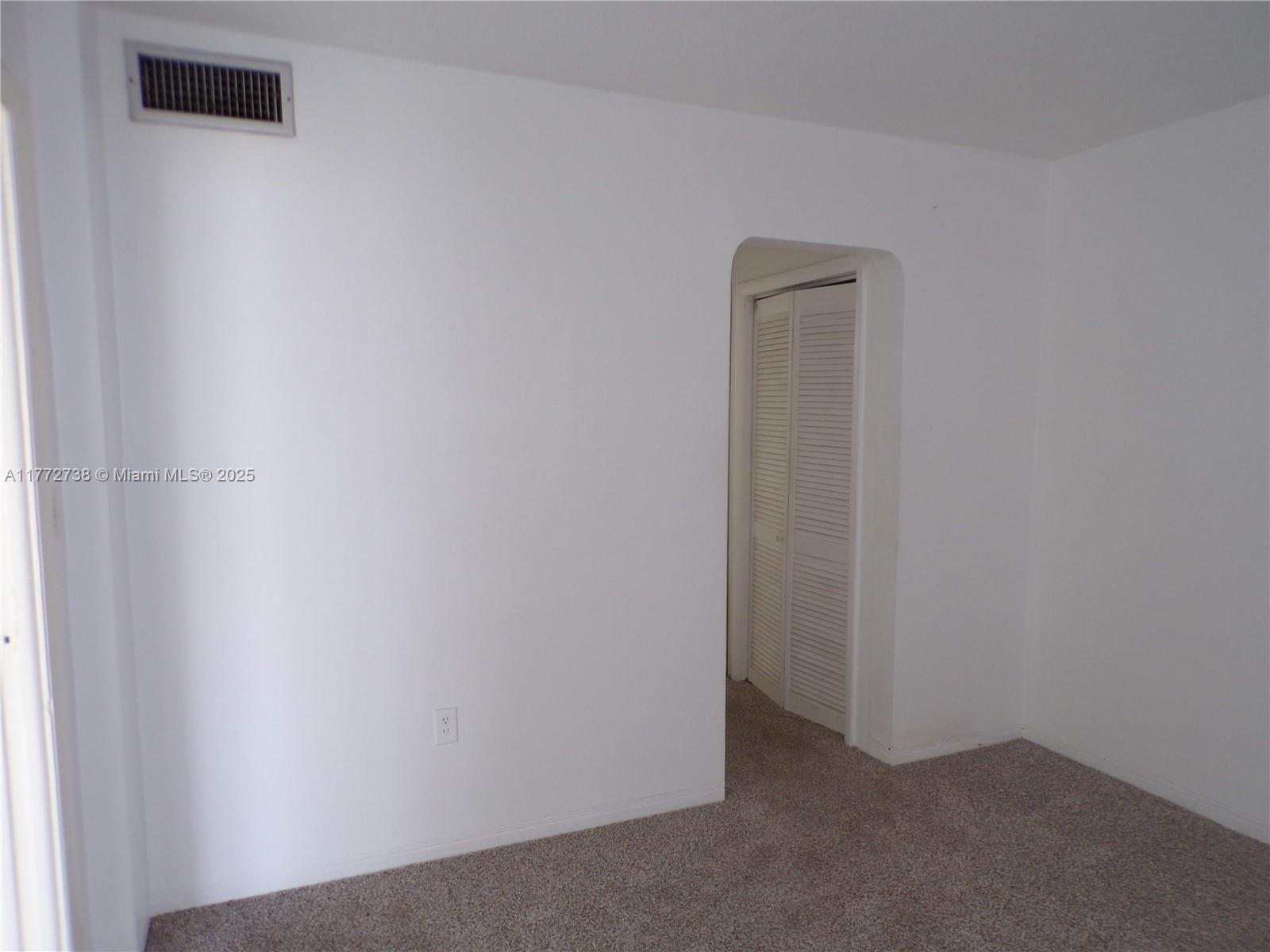 POINT EAST SEC III CONDO - Residential