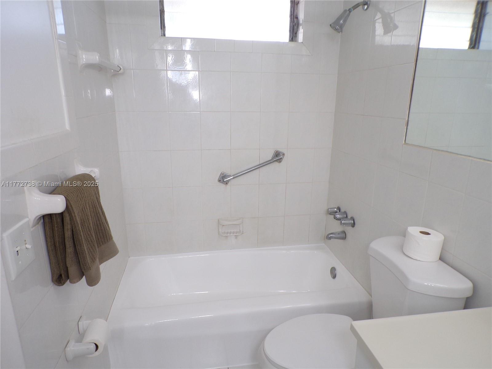 POINT EAST SEC III CONDO - Residential