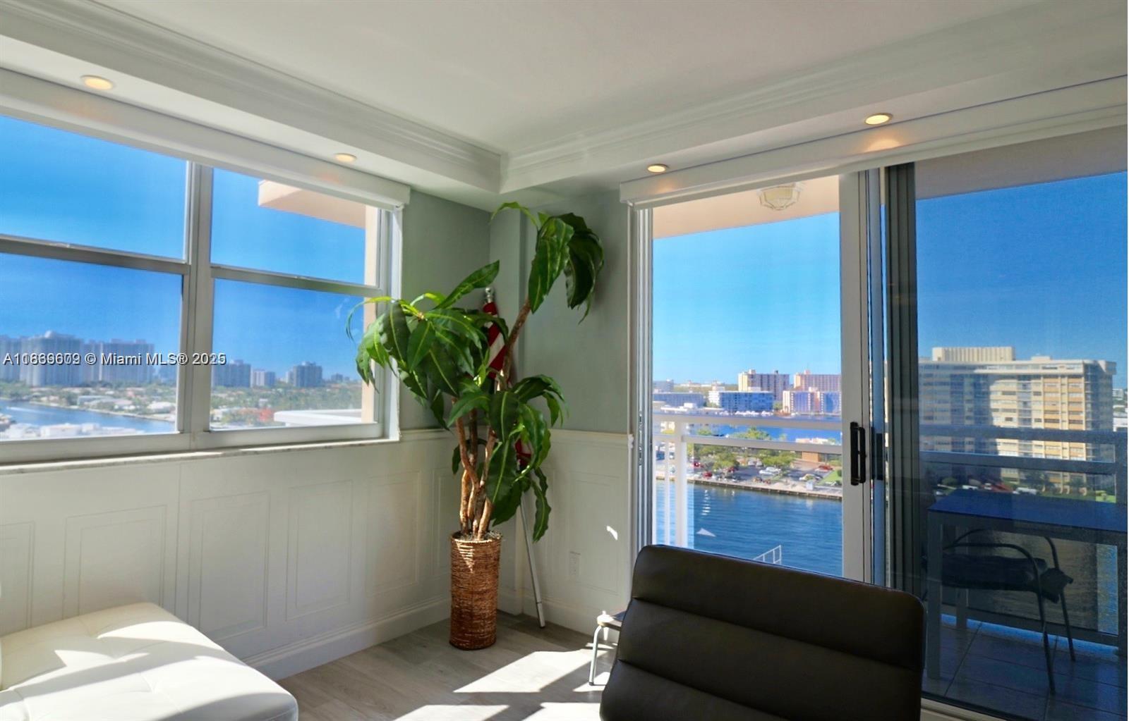 PLAZA TOWERS SOUTH CONDO - Residential