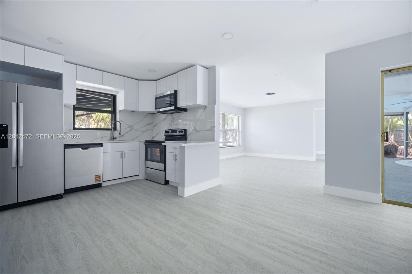 ROYAL PALM ACRES FIRST SE - Residential