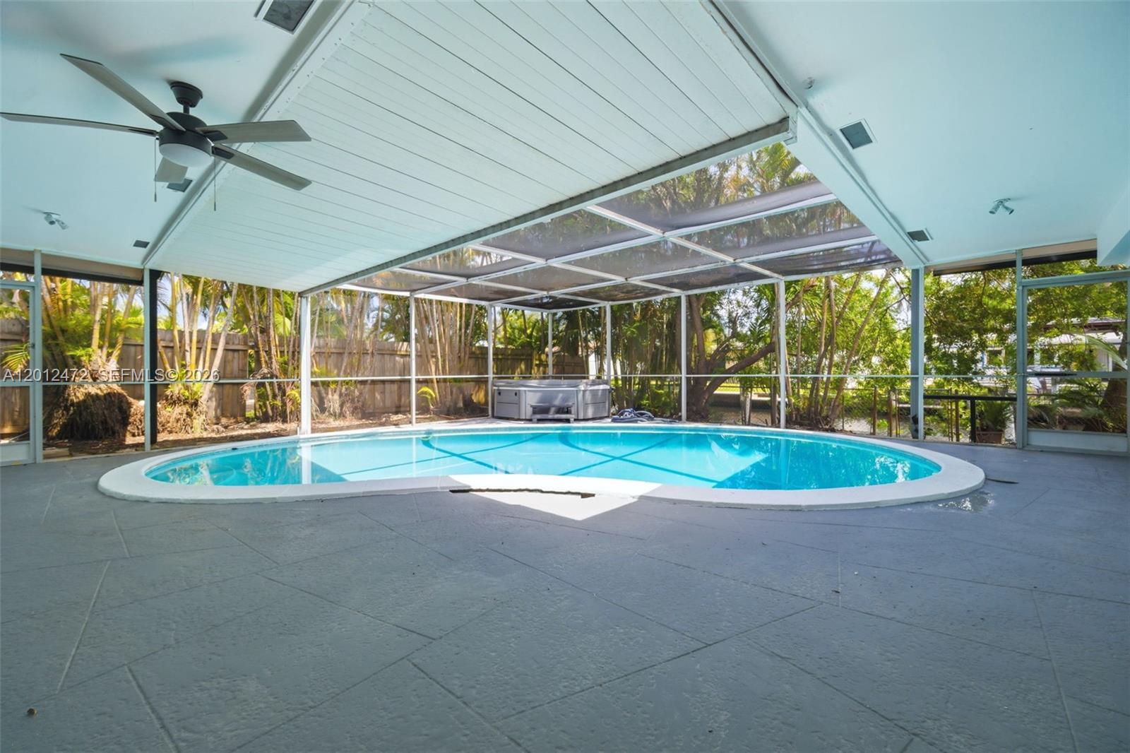 ROYAL PALM ACRES FIRST SE - Residential