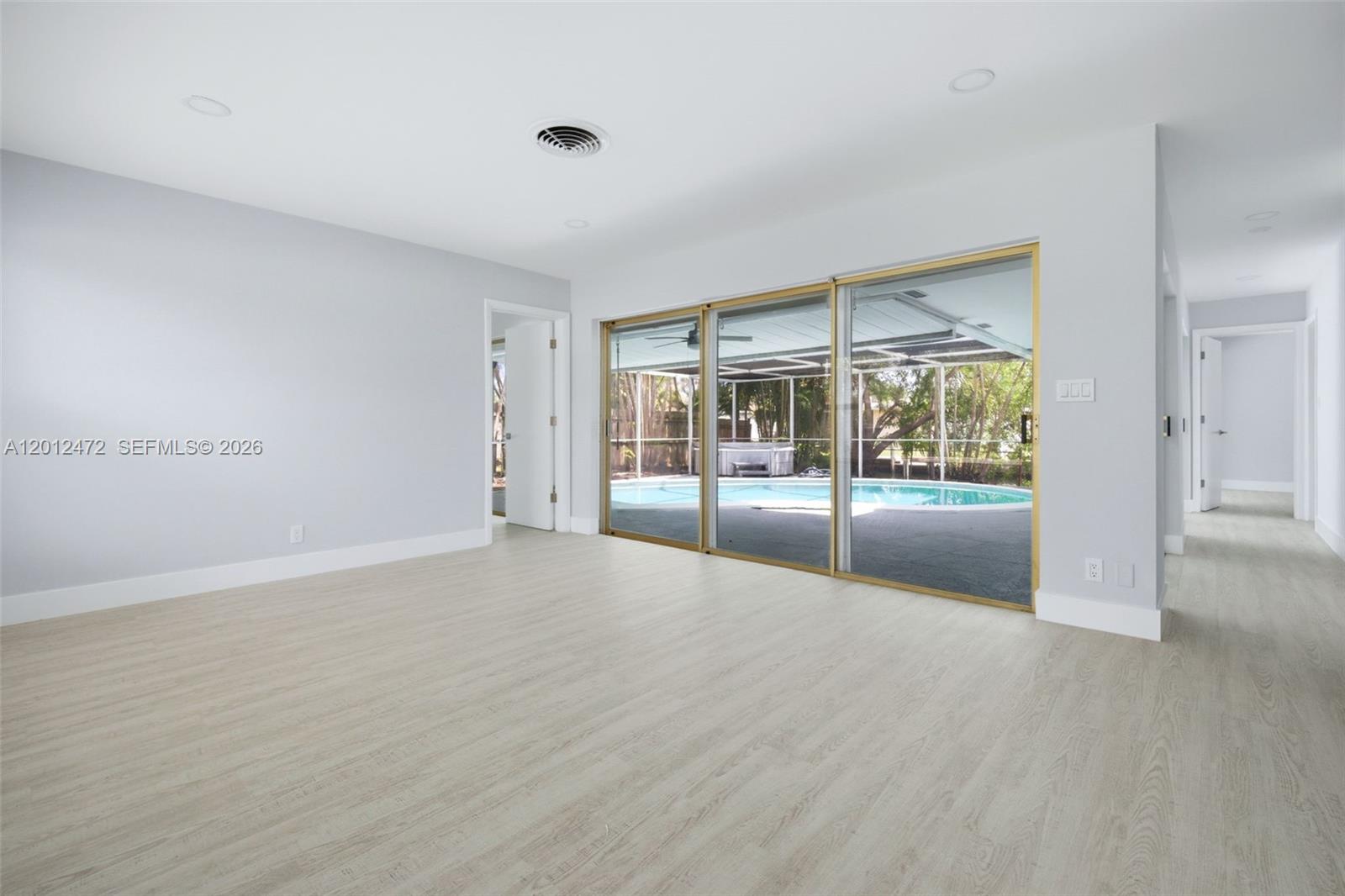 ROYAL PALM ACRES FIRST SE - Residential