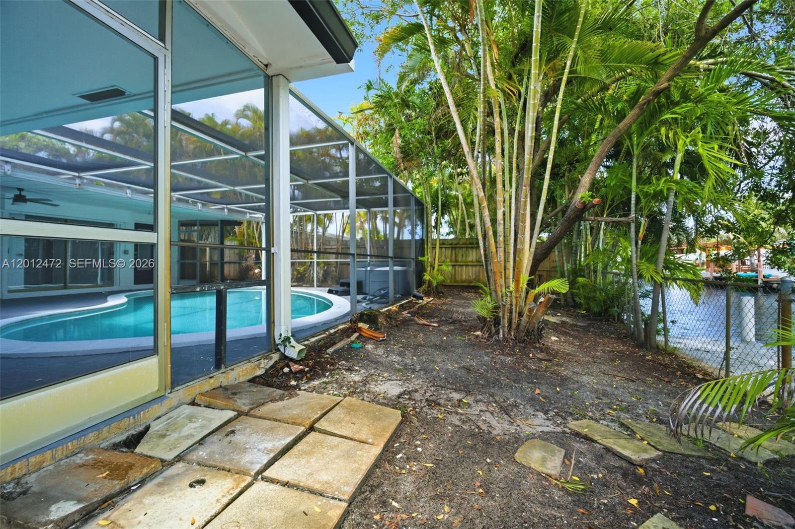 ROYAL PALM ACRES FIRST SE - Residential