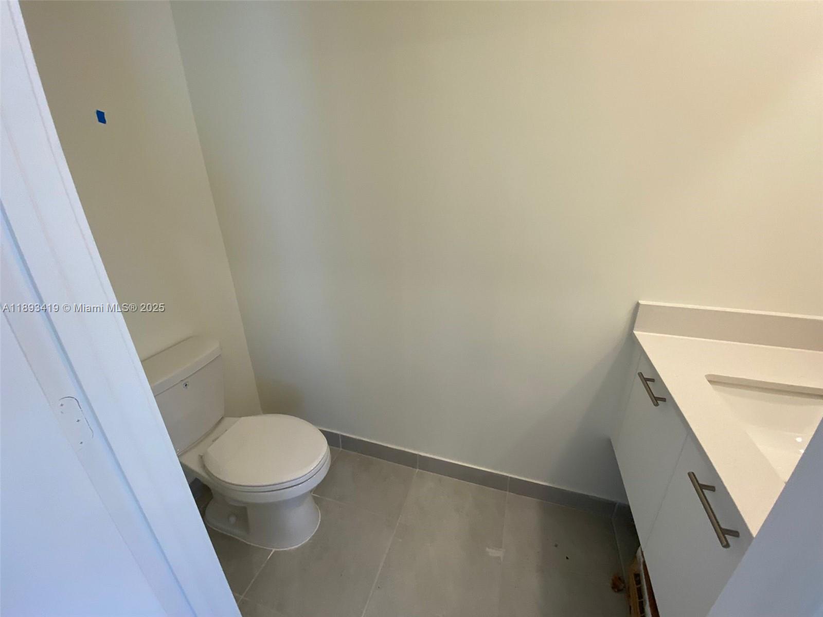 LANDMARK AT DORAL CONDO NO - Residential Lease