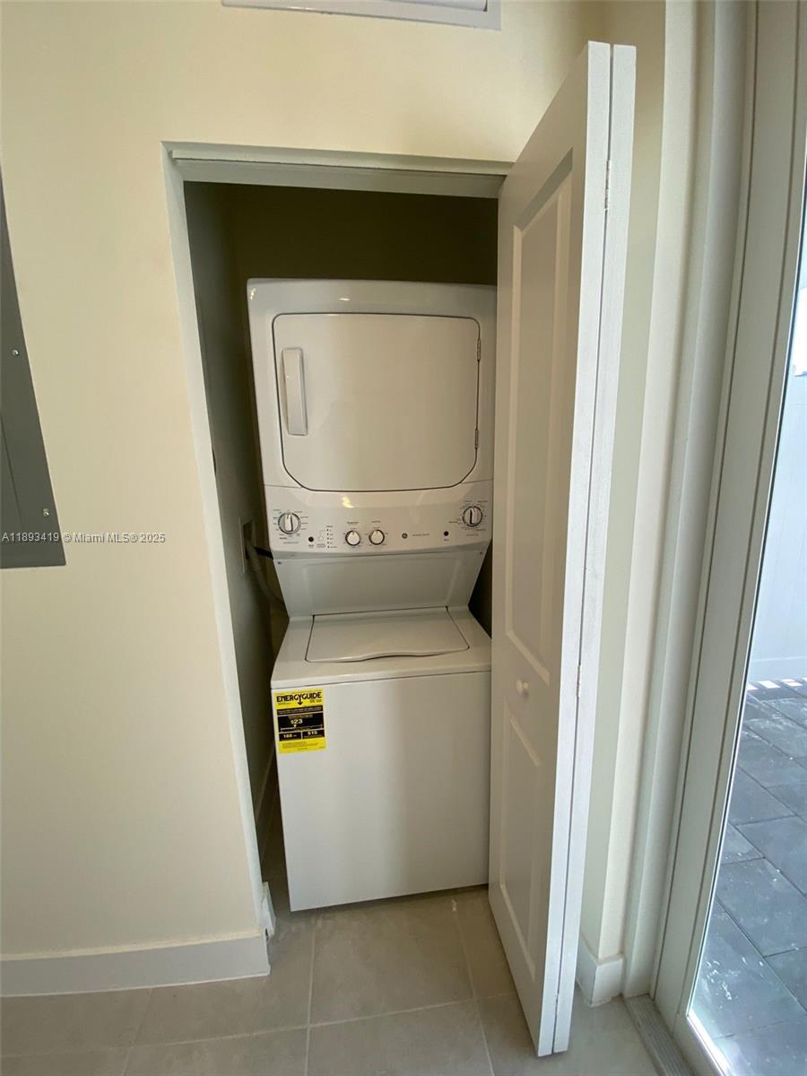 LANDMARK AT DORAL CONDO NO - Residential Lease