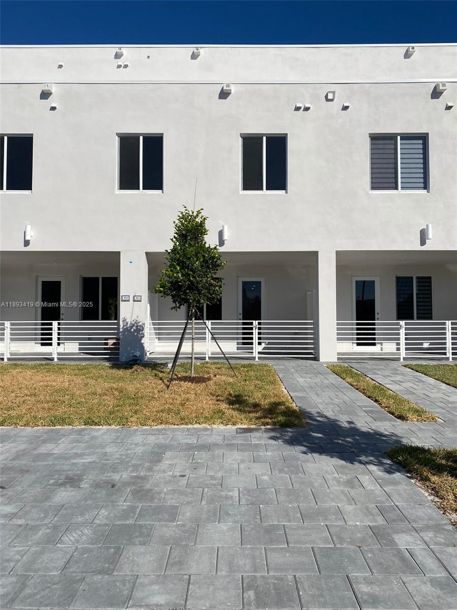 LANDMARK AT DORAL CONDO NO - Residential Lease