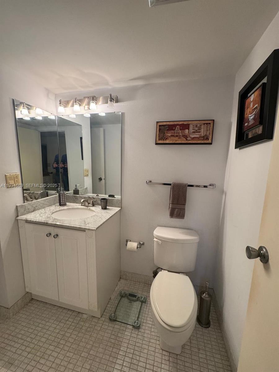 CORONADO CONDO- TOWER II - Residential