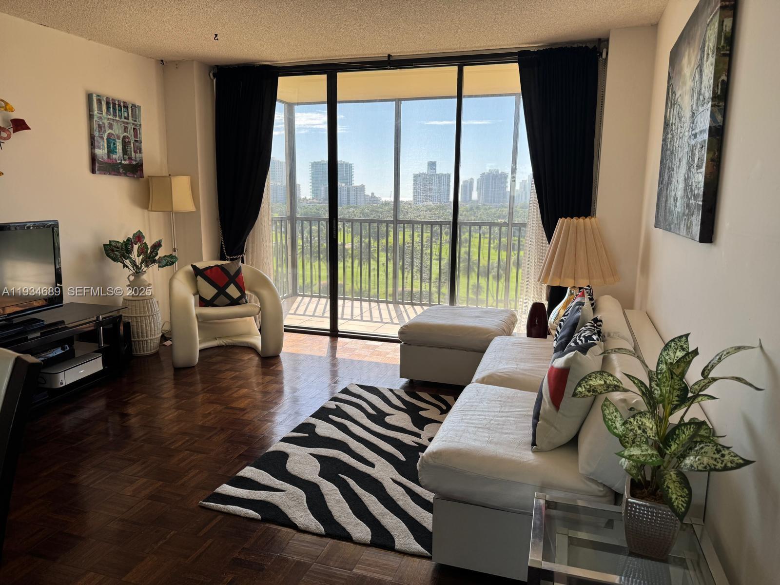 CORONADO CONDO- TOWER II - Residential