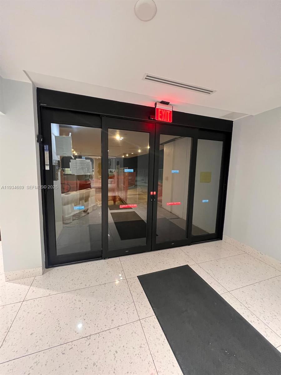 CORONADO CONDO- TOWER II - Residential