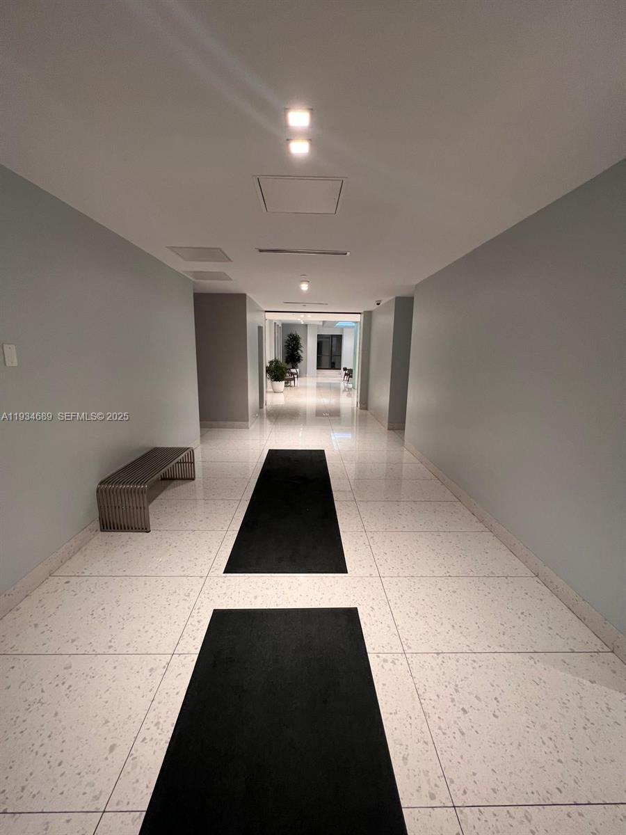 CORONADO CONDO- TOWER II - Residential