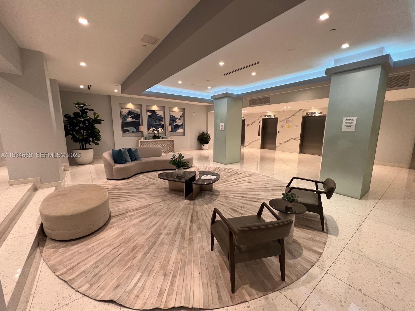 CORONADO CONDO- TOWER II - Residential