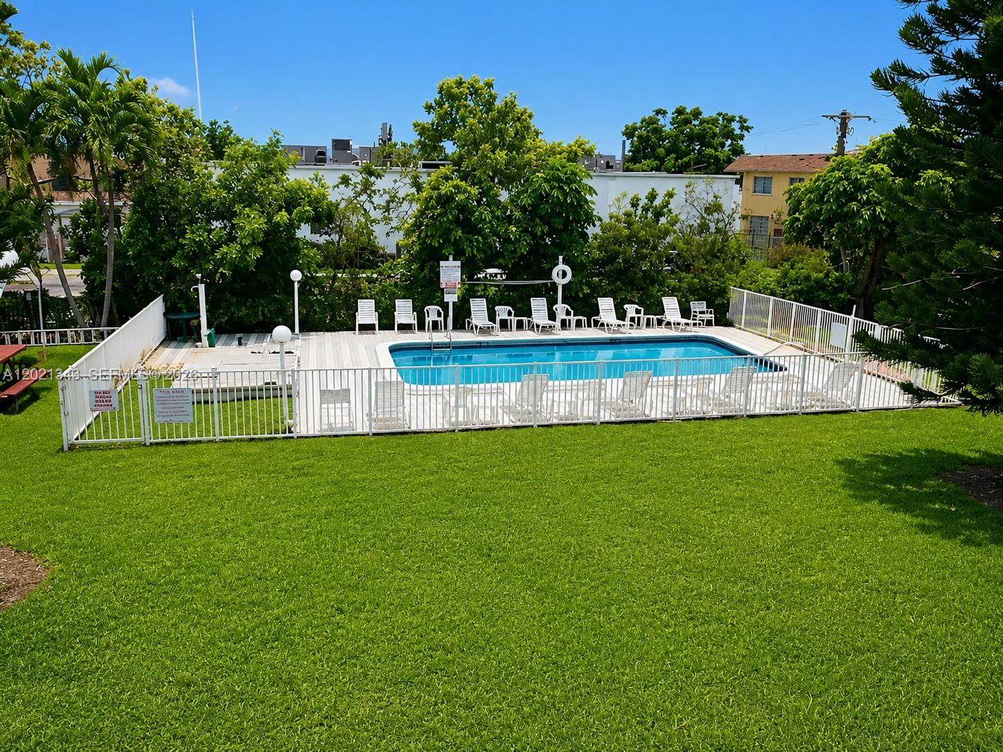 PINEWOOD - Residential