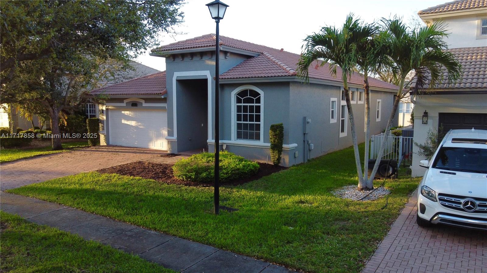 14911 Sw 52nd St, Miramar, Broward County, Florida - 4 Bedrooms  
3 Bathrooms - 