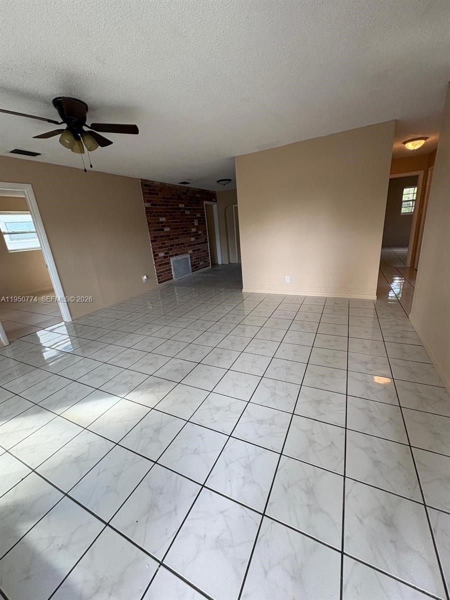 KIMBERLY VILLAGE SEC ONE - Residential