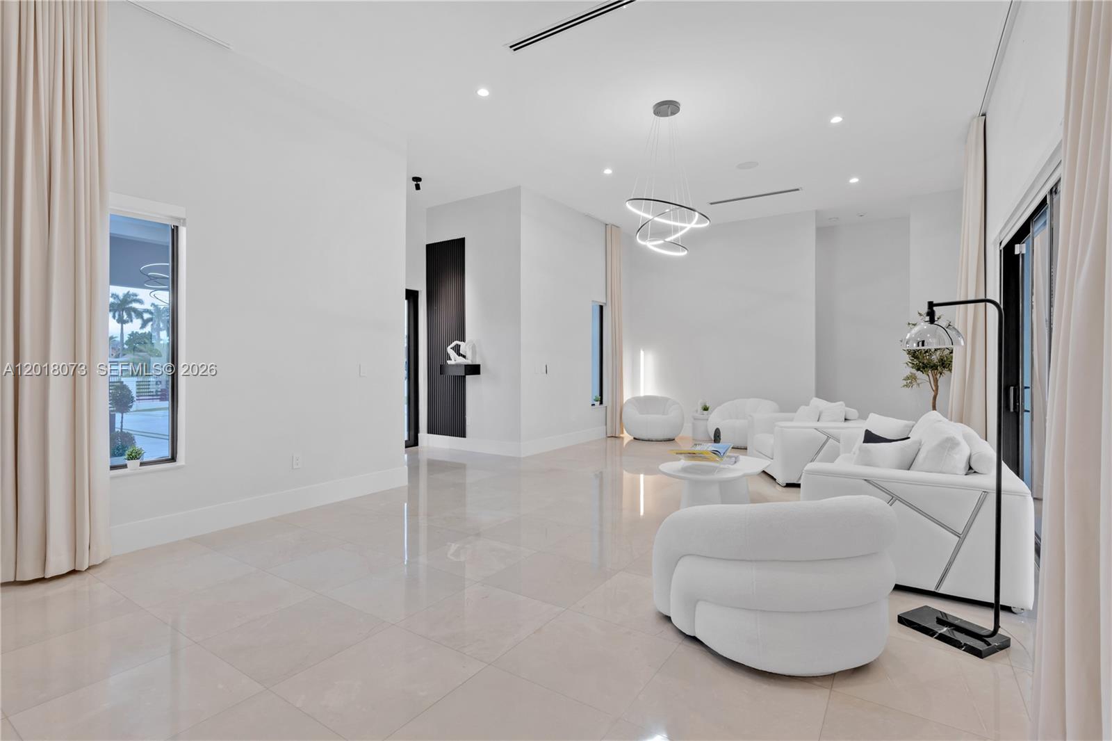 SWEETWATER ESTATES SUB - Residential