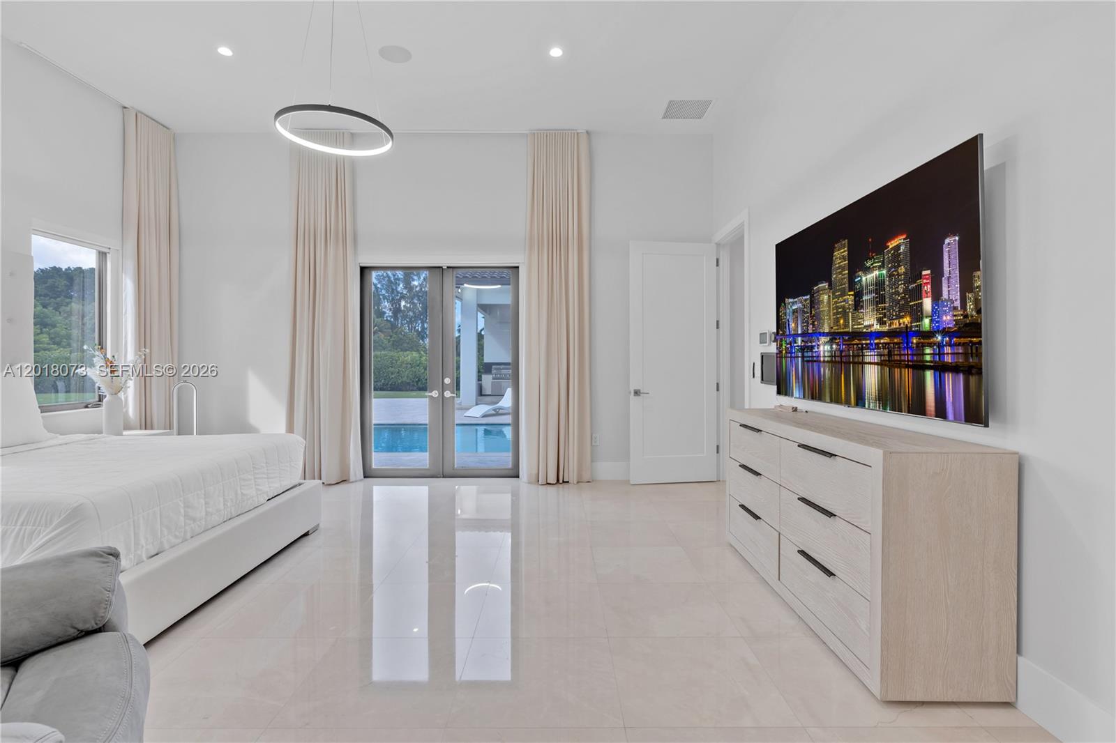 SWEETWATER ESTATES SUB - Residential