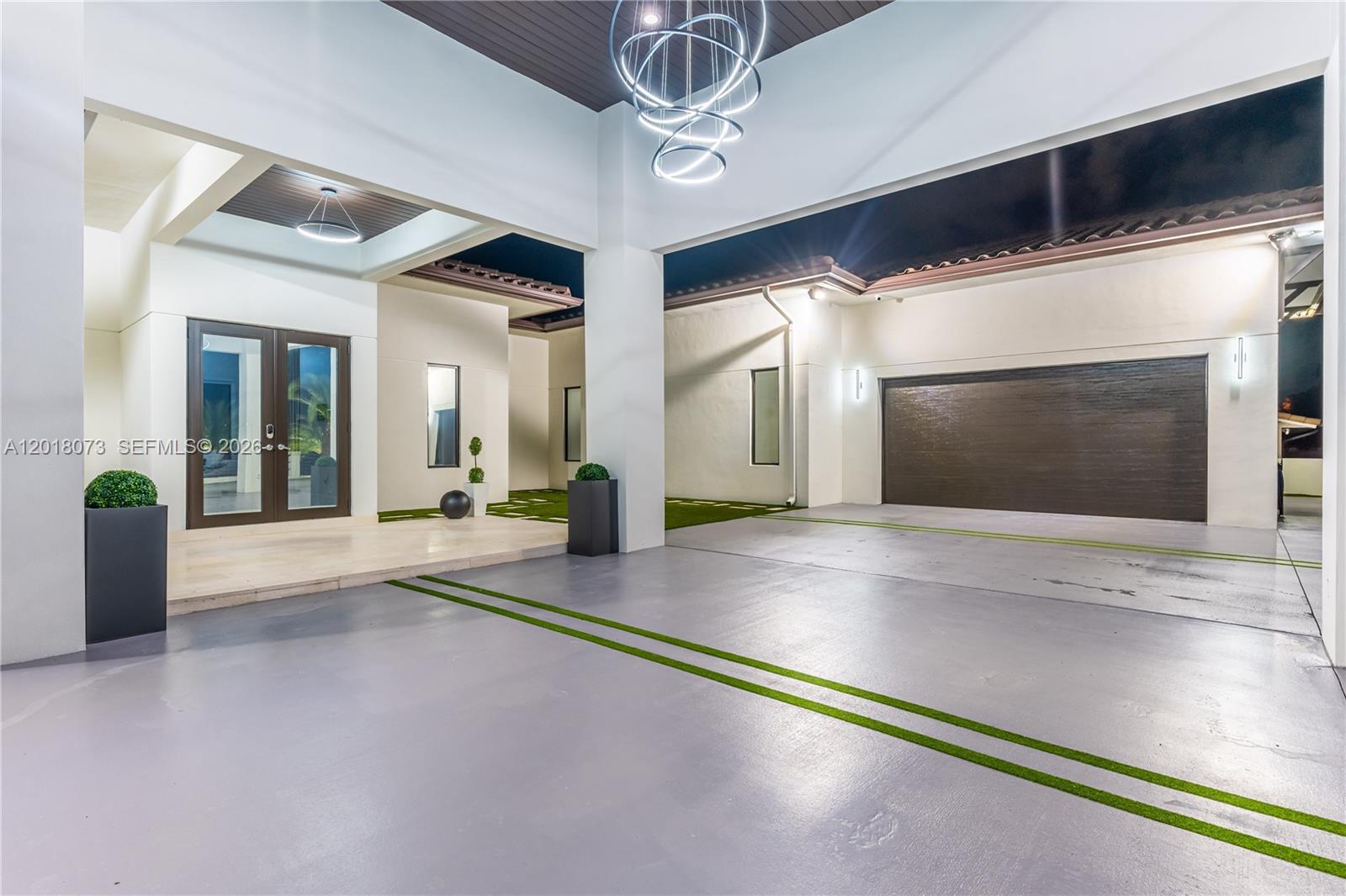 SWEETWATER ESTATES SUB - Residential