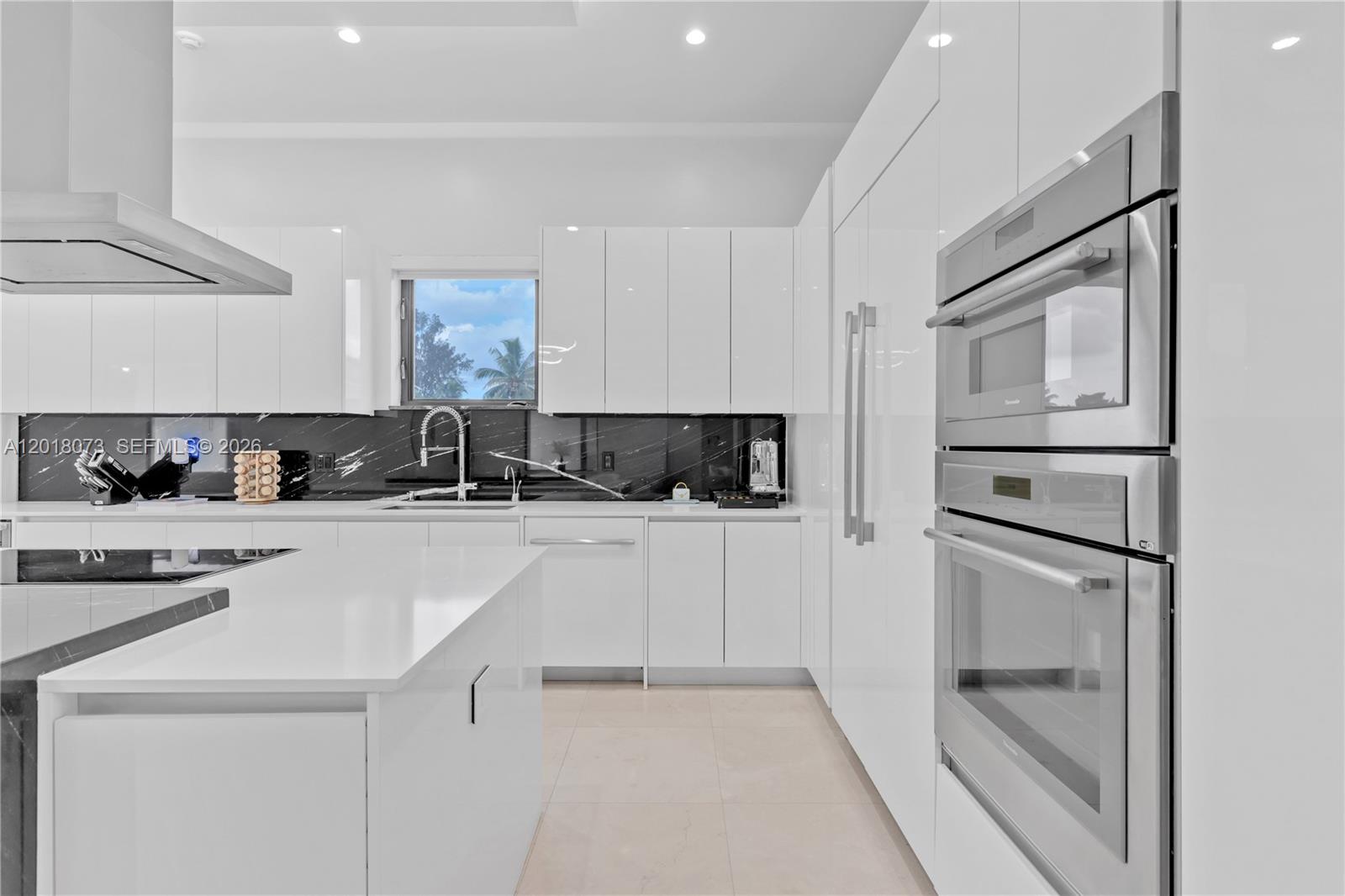 SWEETWATER ESTATES SUB - Residential