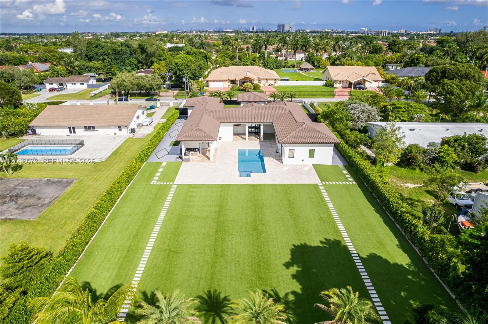 SWEETWATER ESTATES SUB - Residential