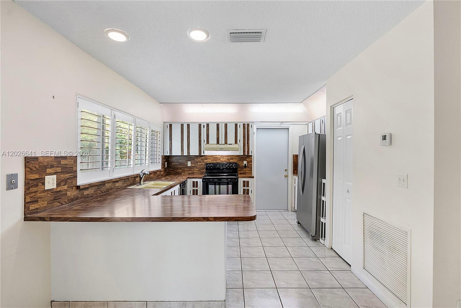 TIMBERLAKE FIRST ADD - Residential