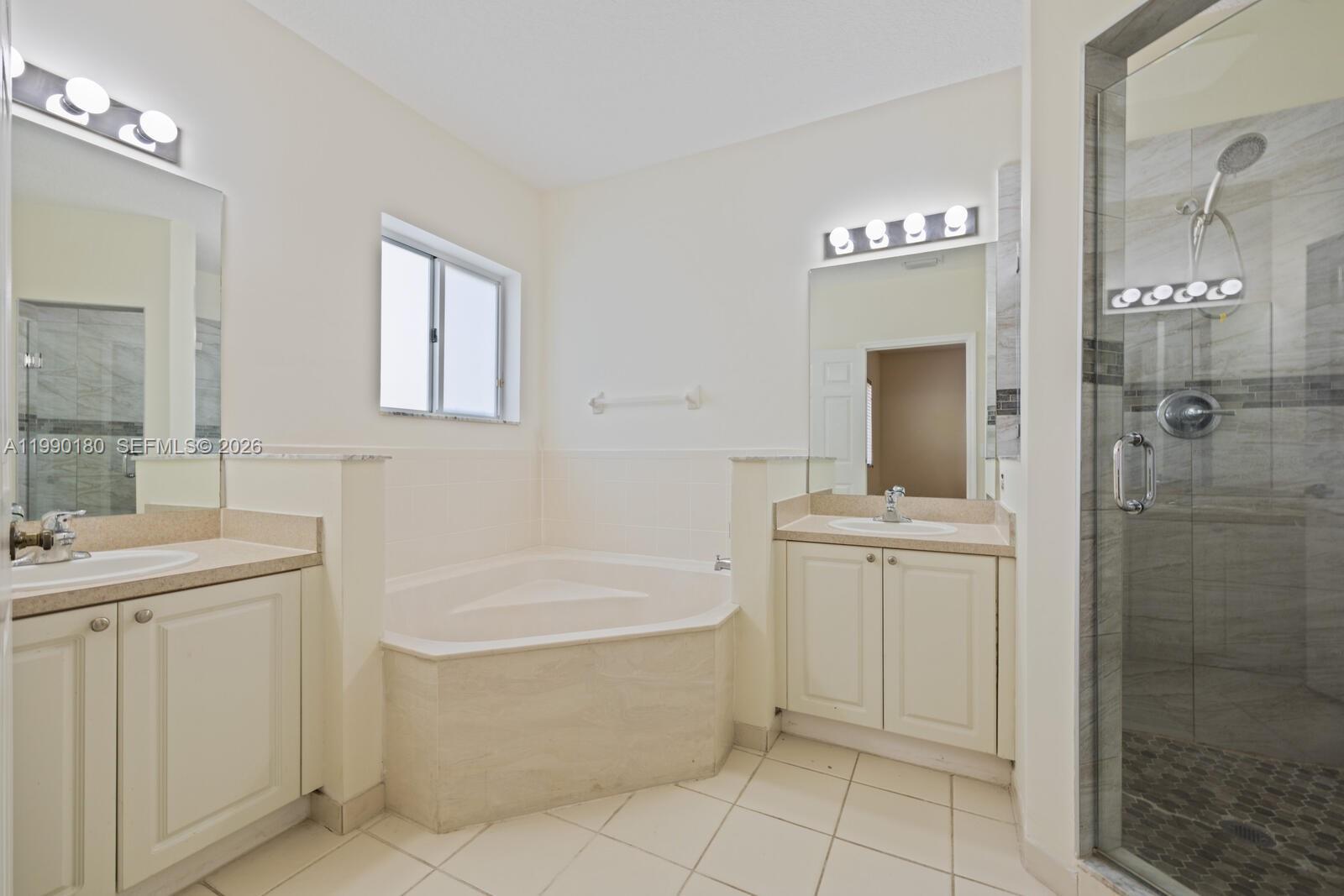 TOWNGATE NORTH - Residential