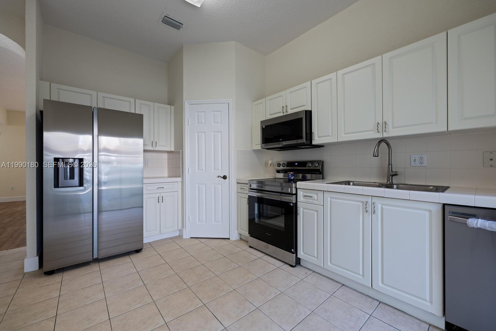 TOWNGATE NORTH - Residential